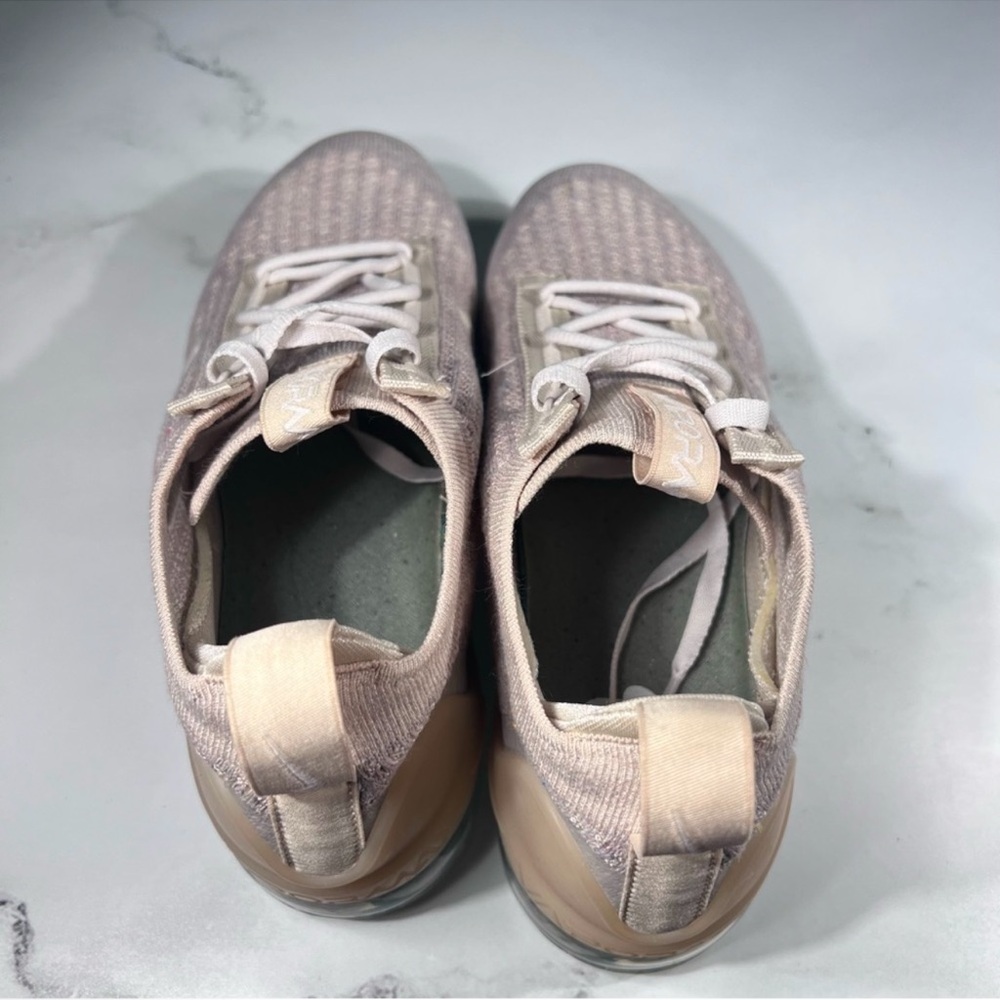 Nike Vapormax 2021 FK Oatmeal White Phantom Athletic Running Sneakers DC9454-101 - Picture 4 of 9